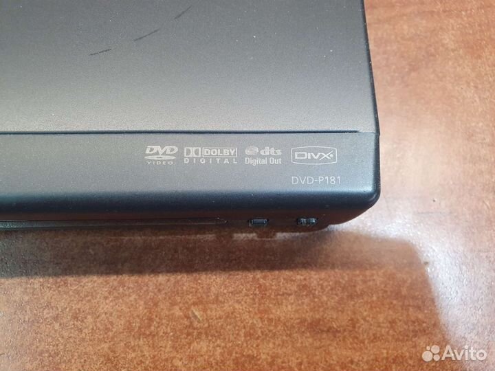 DVD плеер Samsung P181
