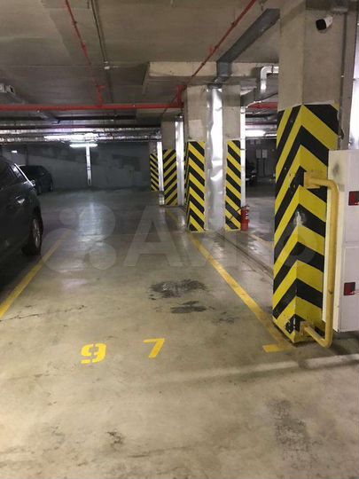 Машиноместо