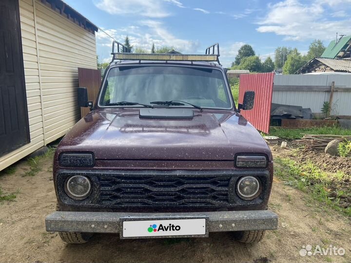 LADA 4x4 (Нива) 1.6 МТ, 2001, 136 879 км