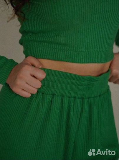 Брюки трикотажные в рубчик лапша 46