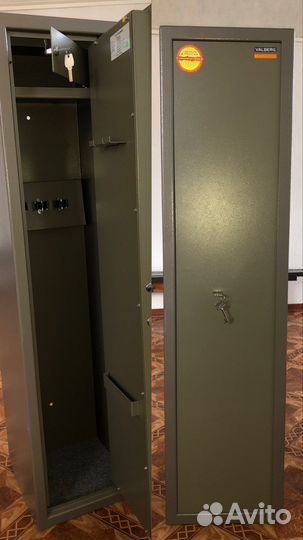 Оружейный сейф Valberg Арсенал на 5 стволов