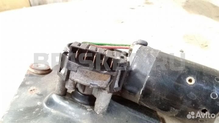 Мотор стеклоочист. Митсубиси Каризма II