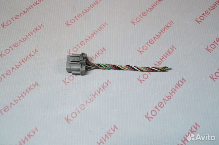 Nissan 22100-5J510 Разъем трамблера