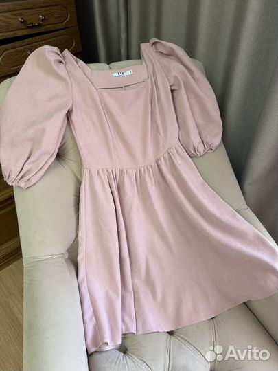 Платье пудровое