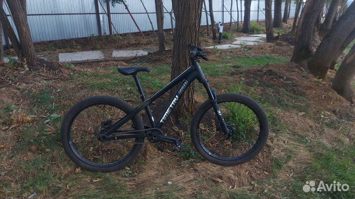 Велосипед новый Трюковый MTB street/ dirt r24 б/у