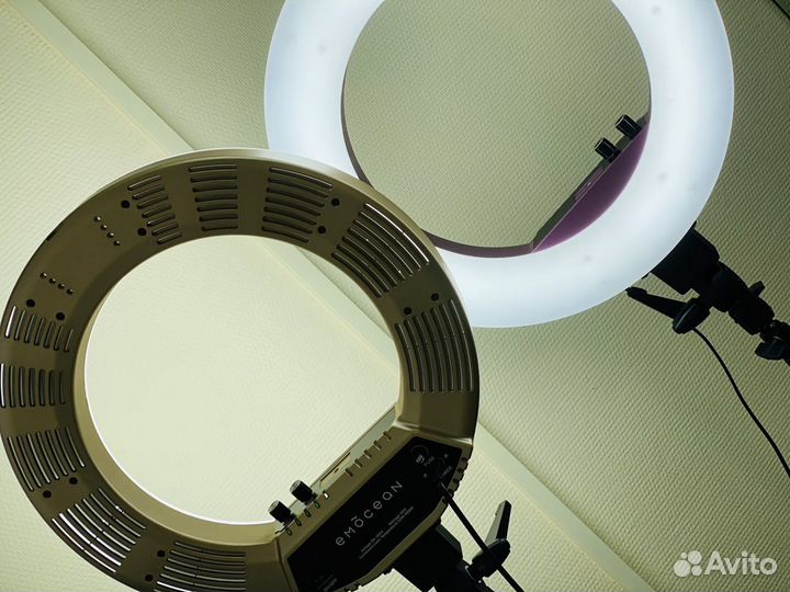 Светодиодная кольцевая лампа Pro Light emocean