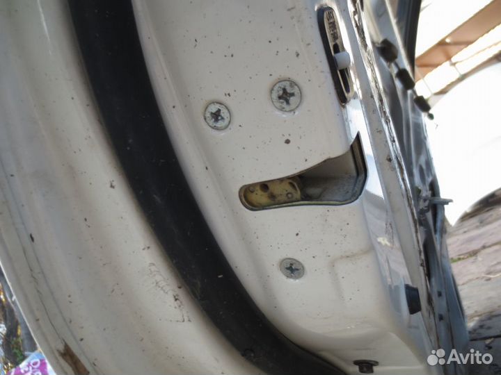 Замок двери Honda Odyssey RB1 2003-2008г
