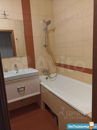 2-к. квартира, 80 м², 9/9 эт.