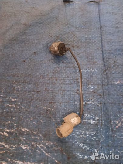 Датчик детонации Suzuki Escudo J20A TD52W