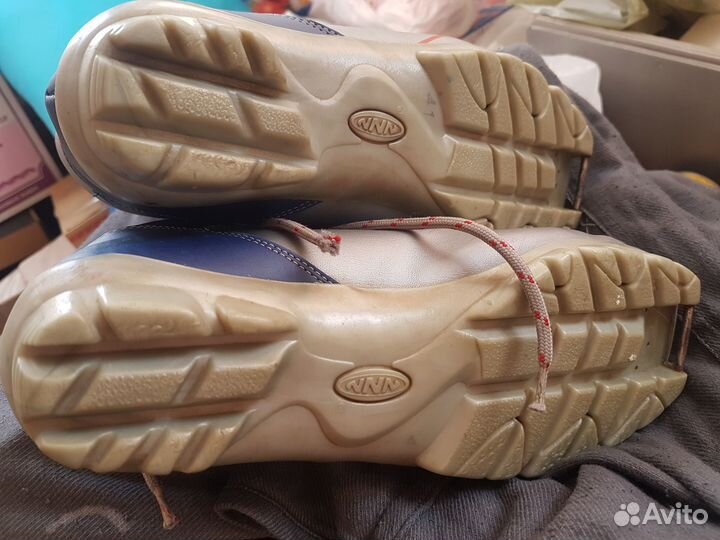 Ботинки лыжные 41 и 42 р NNN