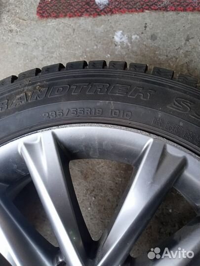 Диски lexus с Резиной dunlop