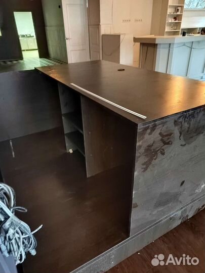 Стол для диджея