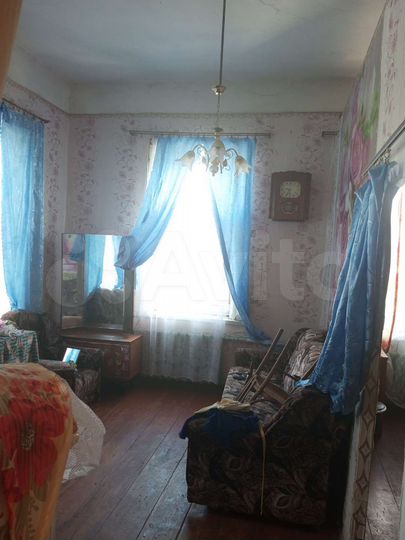 2-к. квартира, 42 м², 1/1 эт.