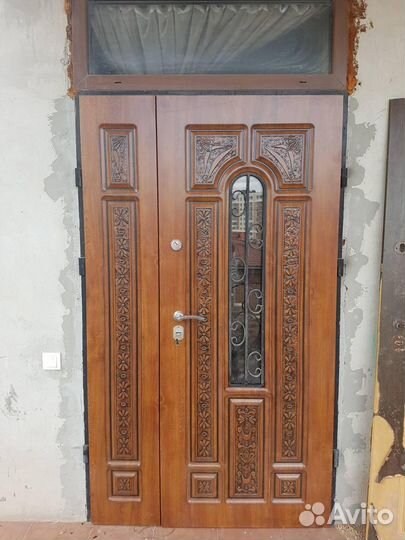 Входные двери двухстворчатые художественная резьба