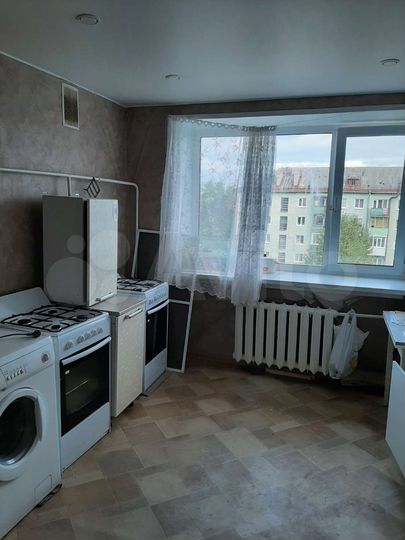 Комната 14 м² в 6-к., 5/5 эт.