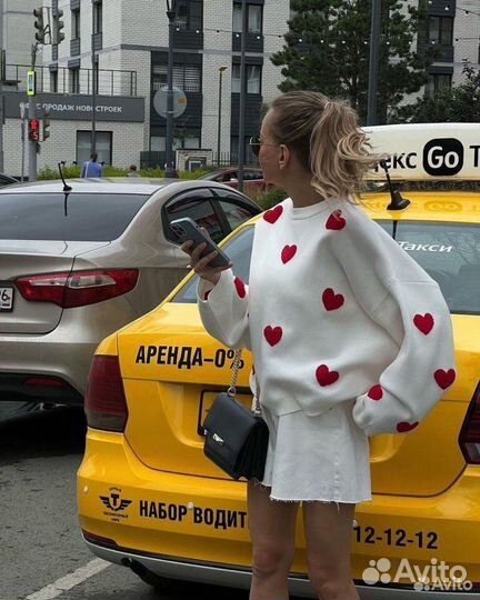 Свитер женский
