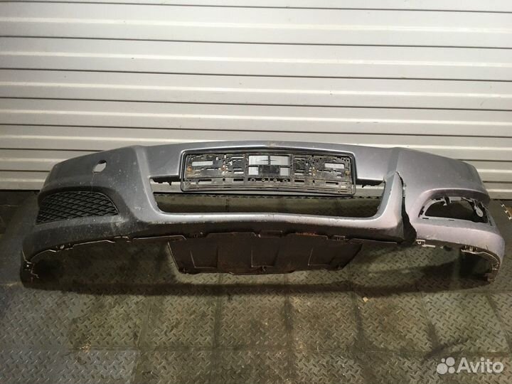 Бампер передний (Opel Astra)