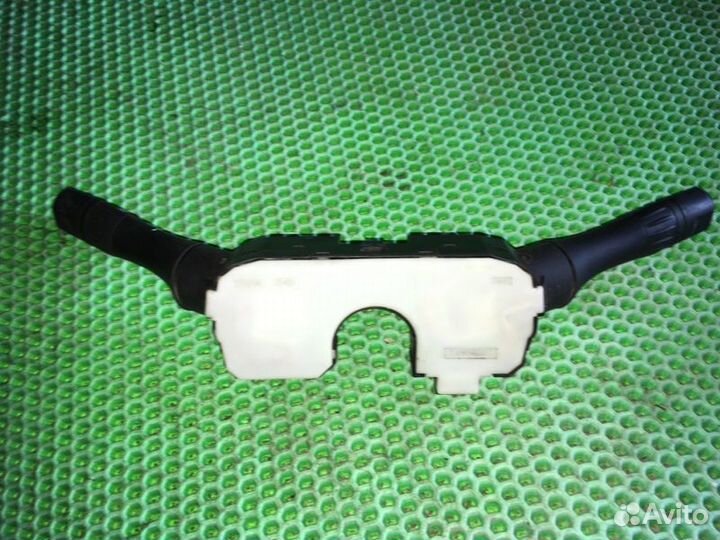 Подрулевой переключатель Renault Fluence