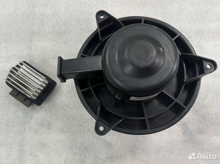 Chery Arizzo 2014 мотор отопителя вентилятор