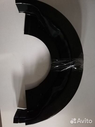 Кожух пыльника заднего барабана комплект Шакман Ф3