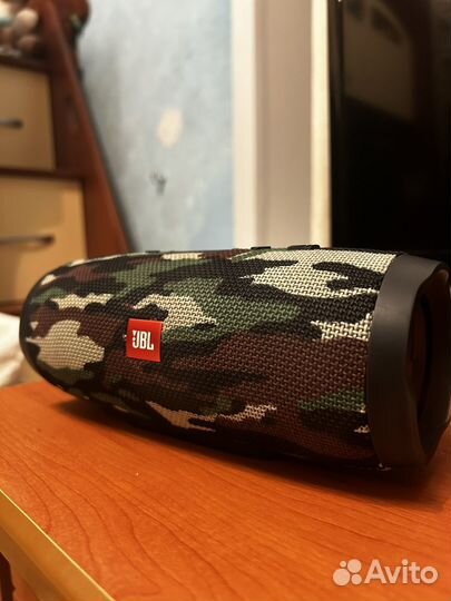Колонка jbl charge 3