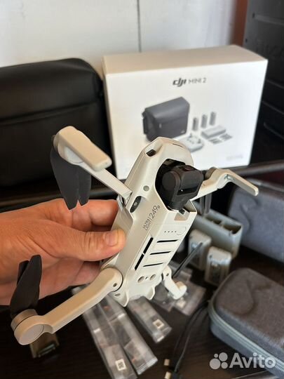 Дрон DJI mini 2 combo плюс аксессуары