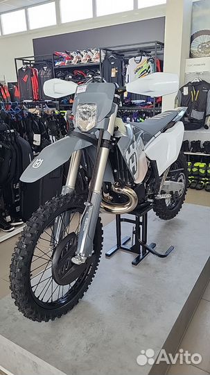 Мотоцикл Husqvarna TE 300PRO (2024 год)