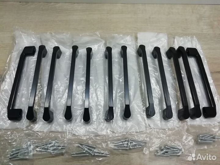 Ручки мебельные Италия