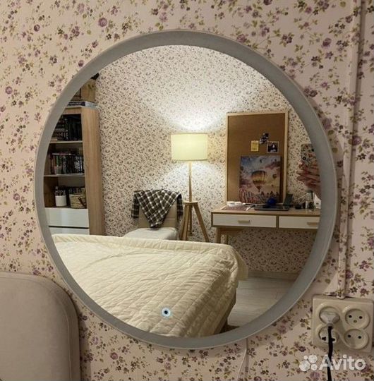 Зеркало круглое с подсветкой 700мм