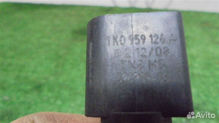 Датчик кондиционера VW Passat CC 2008-2017