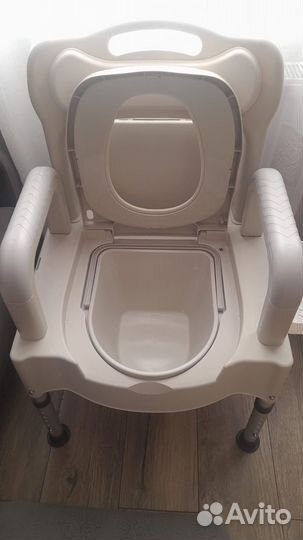 Санитарный стул туалет