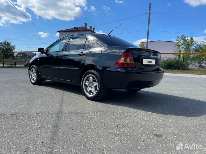 Toyota Corolla, 2004