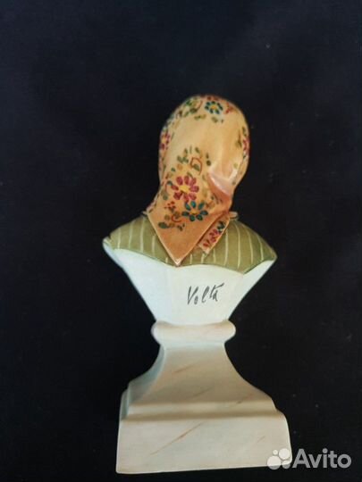 Бабушка Capodimonte, бюст