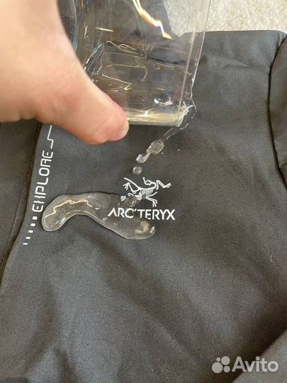 Ветровка arcteryx черная