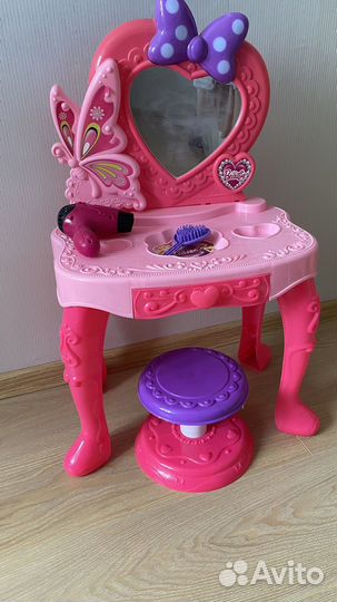 Детский туалетный столик