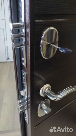 Дверь входная