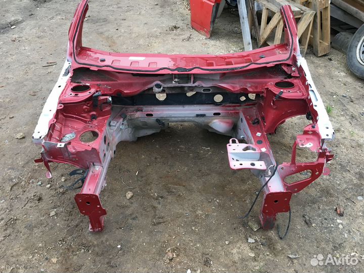 Лонжерон четверть Renault Megane 2 2003-2009