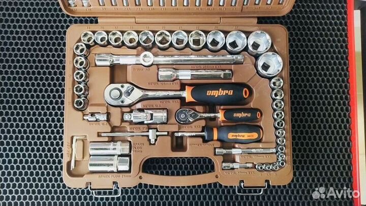 Набор инструмента Ombra 94 предмета + фонарь