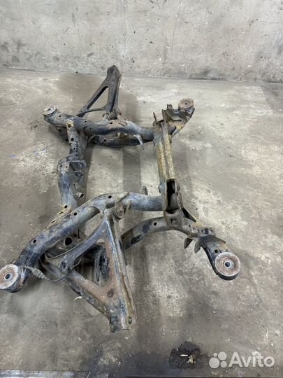 Задний подрамник porsche cayenne s 955