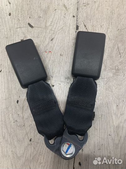 Ответная часть ремня безопасности Renault sandero