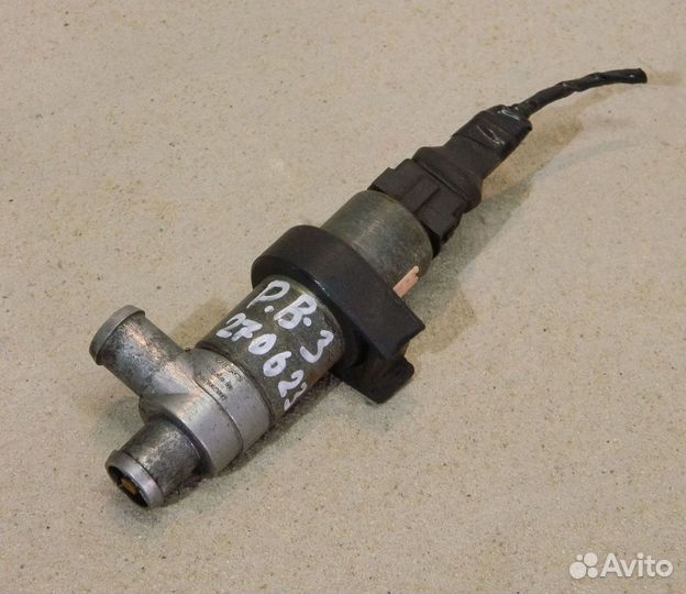 Клапан холостого хода VW Passat B3