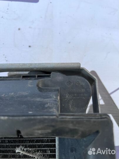 Mercedes W205 14- Интеркулер правый