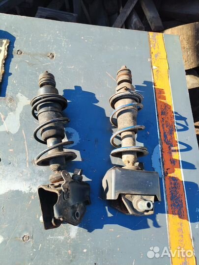 Амортизатор кабины задний Volvo FL 7 -10