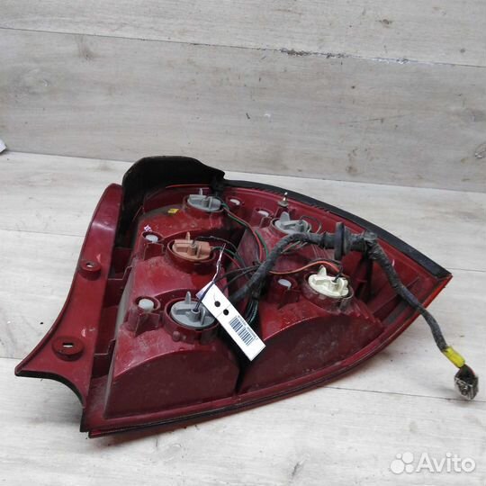 Фонарь задний левый Kia Shuma II лифтбек