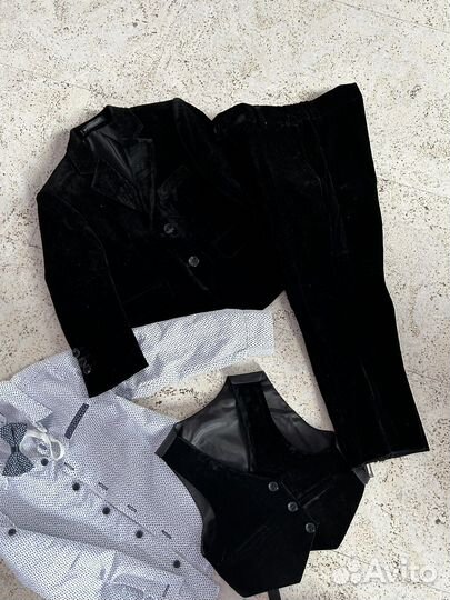 Костюм тройка на мальчика