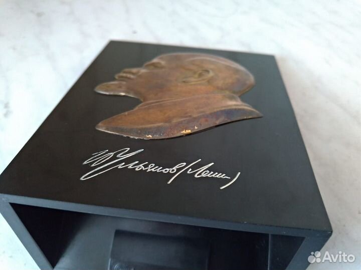 Настольная плакетка СССР 