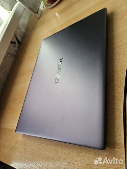 Huawei matebook 16s