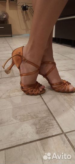 Бальные туфли Латина 38