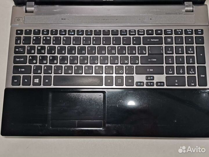 Acer V3 551G -AMD A8-3520m/ AMD HD 7600m/ 8Gb /SSD