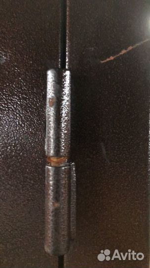 Дверь входная металлическая бу